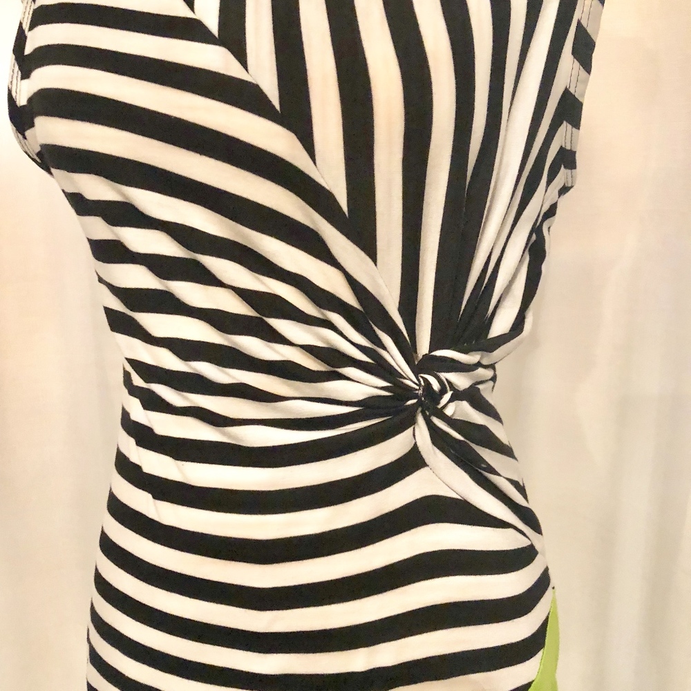 Dress - Picture 5 of 7